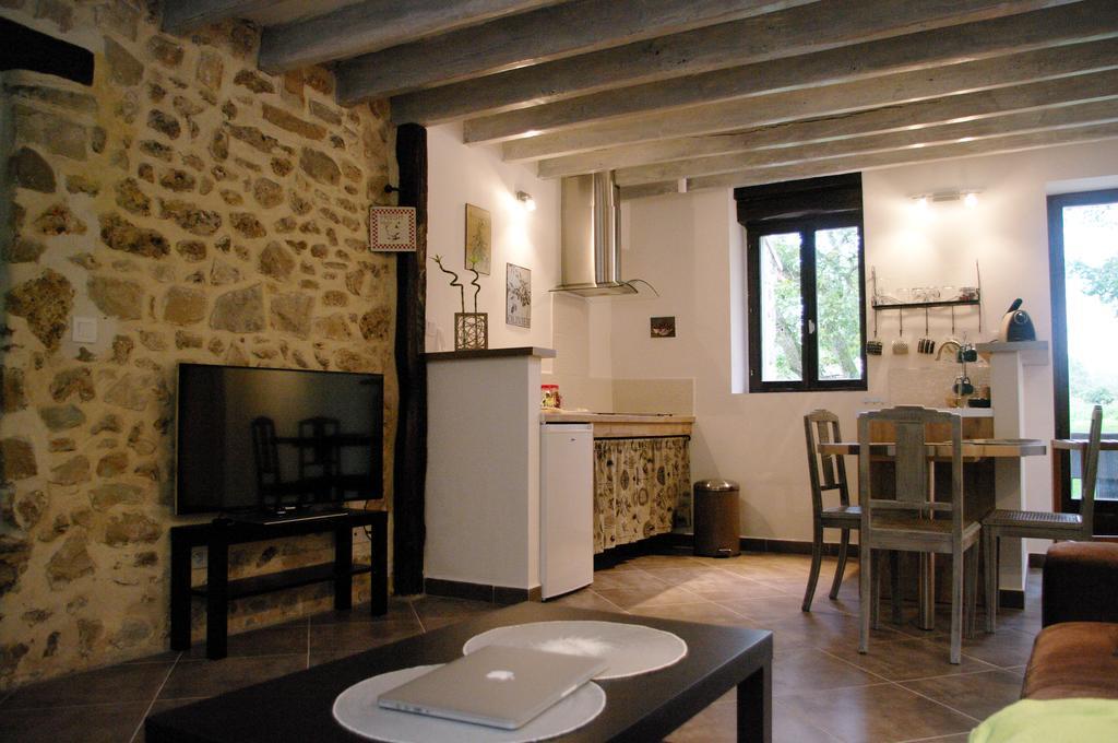 Fontenay-les-Briis Escalebelair 아파트 객실 사진